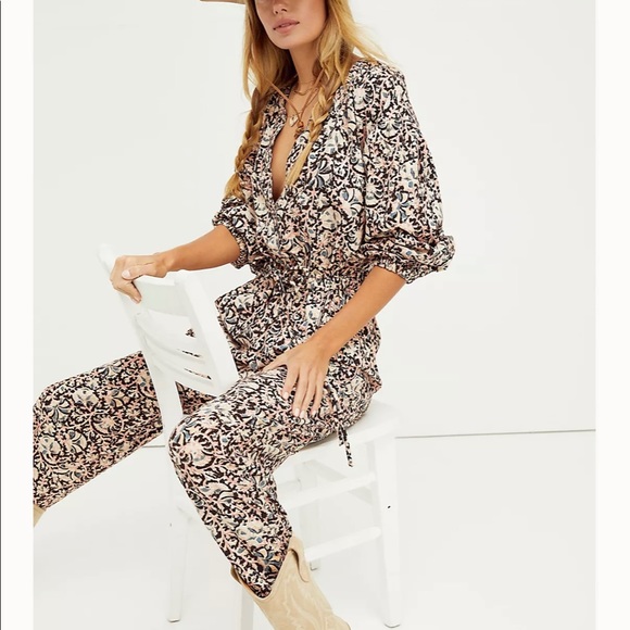 Free people “I Got A Feeling” jumpsuit/coverall - Picture 5 of 8